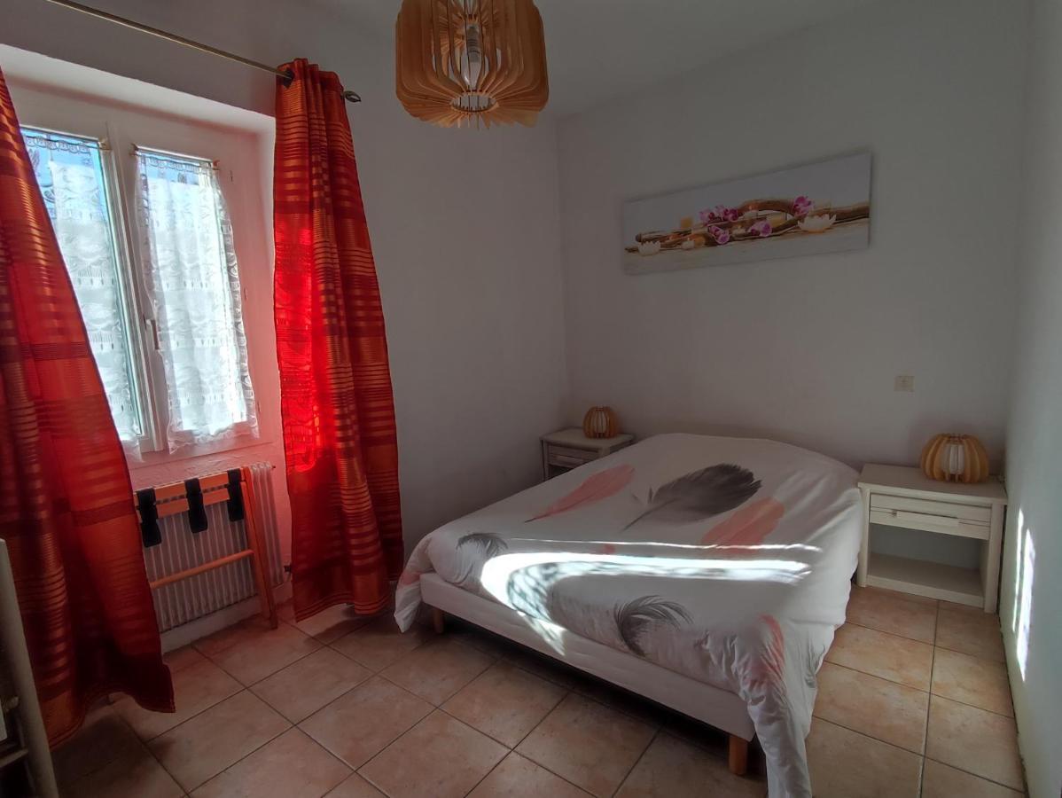 Auberge Lou Jas Soleilhas Екстериор снимка