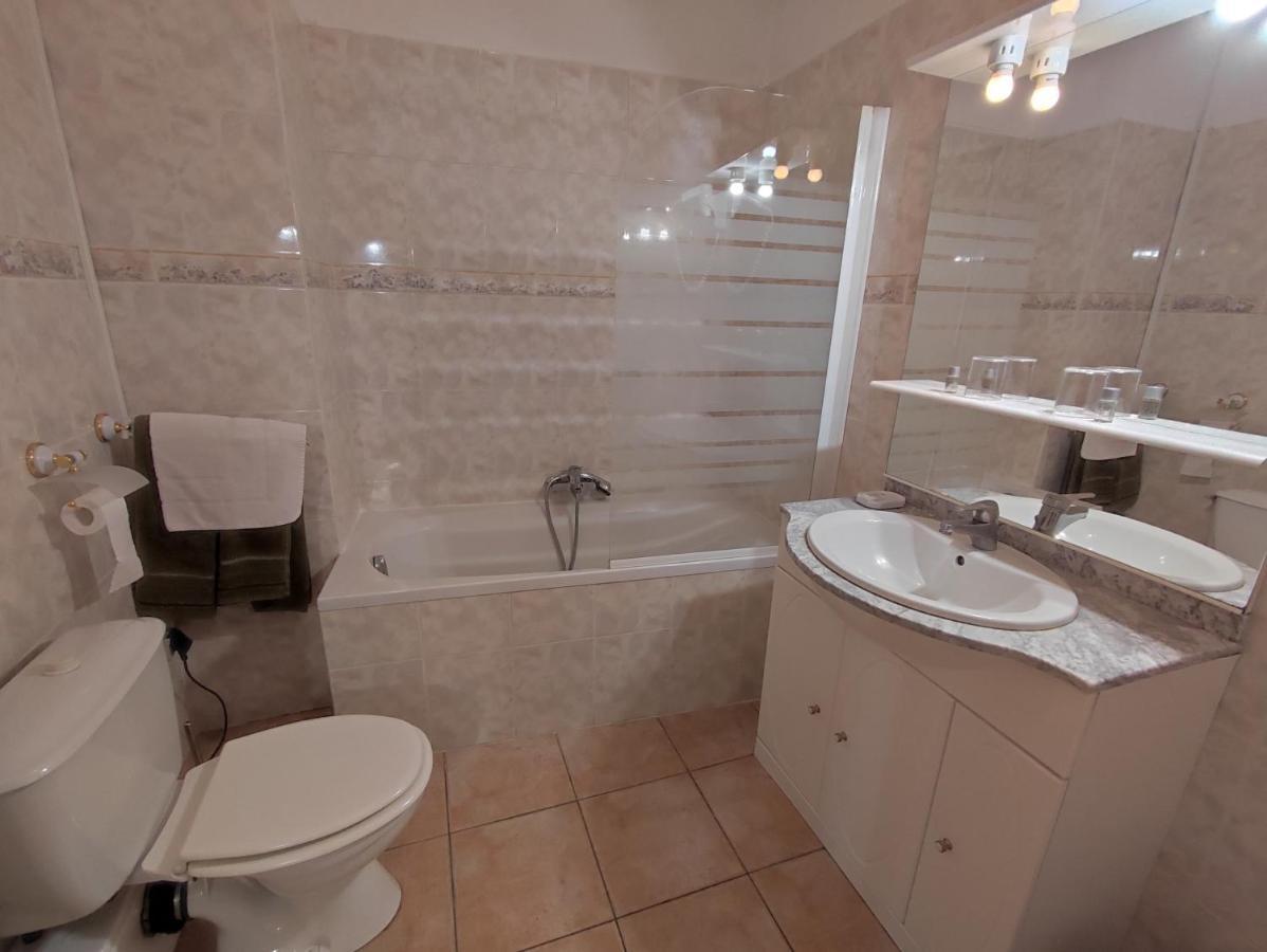 Auberge Lou Jas Soleilhas Екстериор снимка