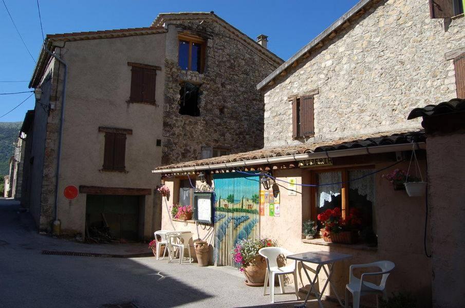 Auberge Lou Jas Soleilhas Екстериор снимка