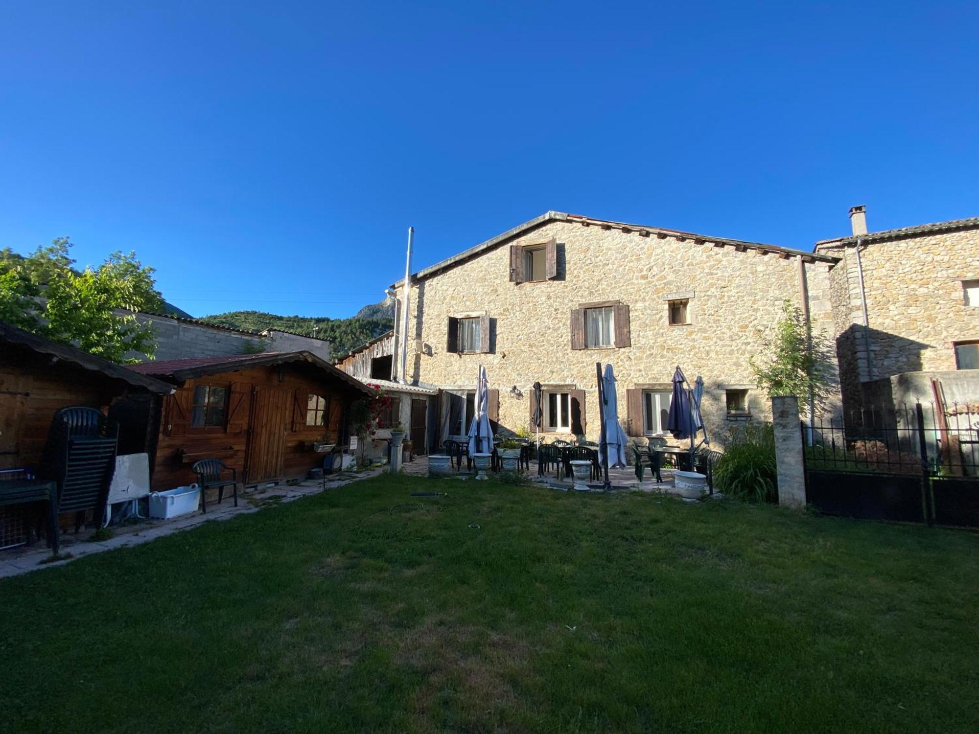 Auberge Lou Jas Soleilhas Екстериор снимка