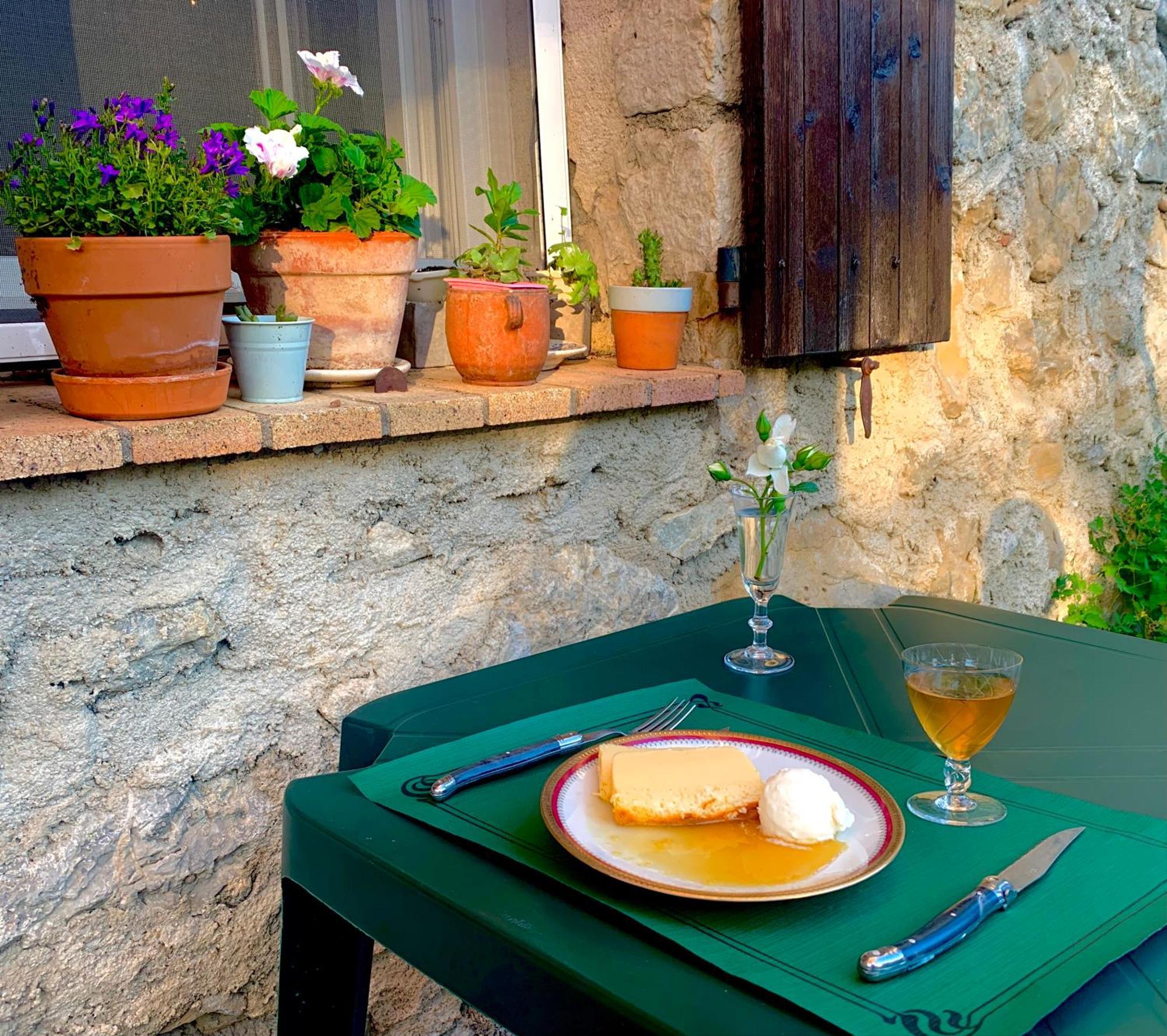 Auberge Lou Jas Soleilhas Екстериор снимка